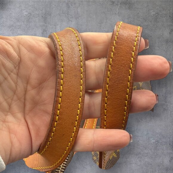 Louis Vuitton Monogram Sac Souple 35 - Picture 8 of 9